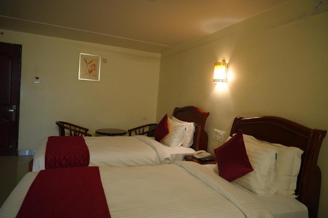 Mg Zion Hotel Tirupati Zewnętrze zdjęcie