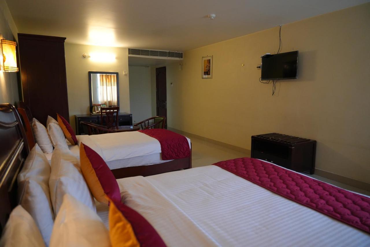 Mg Zion Hotel Tirupati Zewnętrze zdjęcie